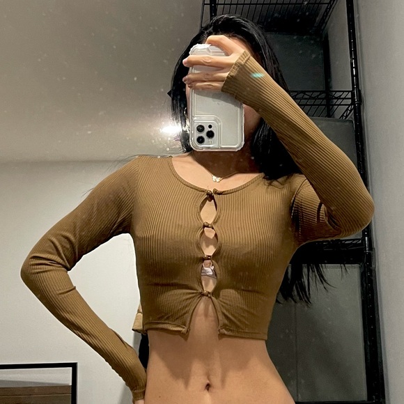 NWT Fashion hion Nova long sleeve crop top - Picture 2 of 3